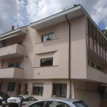 Charming With Mountain Views Apartment Trento