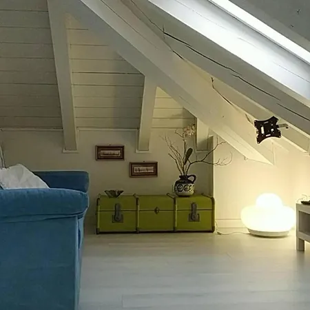 Charming With Mountain Views Apartment *