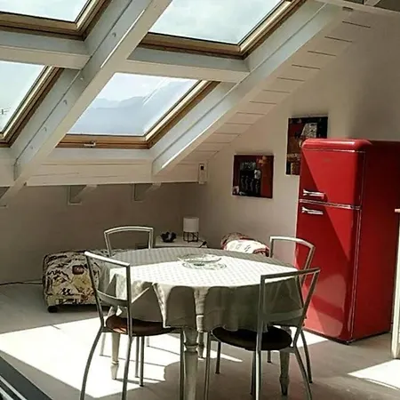 Charming With Mountain Views Trento
