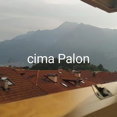 Charming With Mountain Views *