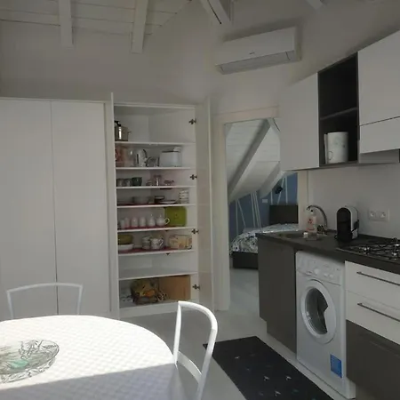 Charming With Mountain Views Apartment *